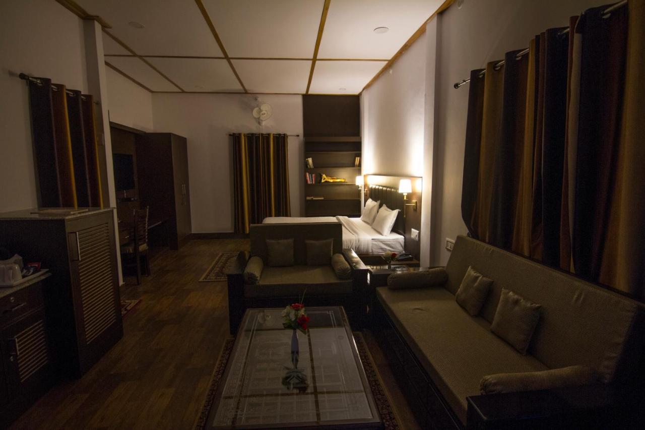 Samskara & Samsara Hotel Лансдаун Екстериор снимка